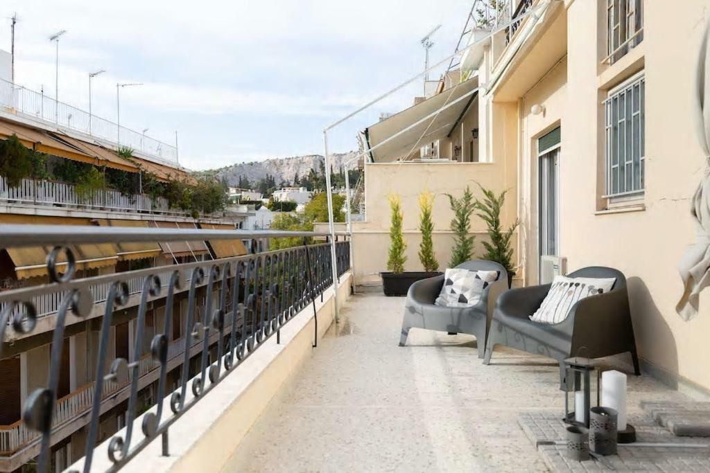 Soulis' Penthouse Near Acropolis Atenas Exterior foto