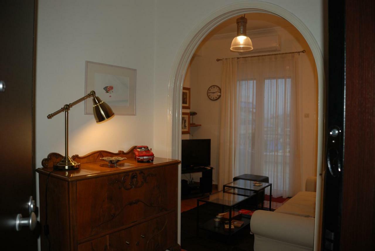 Soulis' Penthouse Near Acropolis Atenas Exterior foto